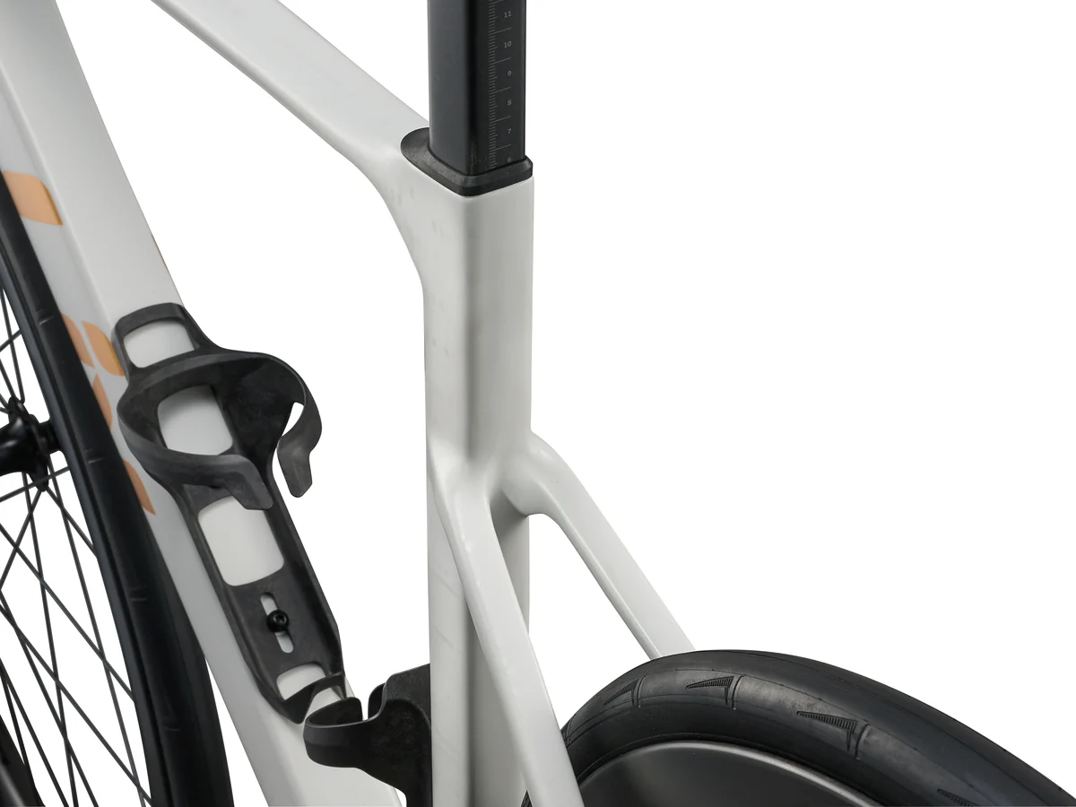 LIV EnviLiv Advanced 1 (2027) - Image 3
