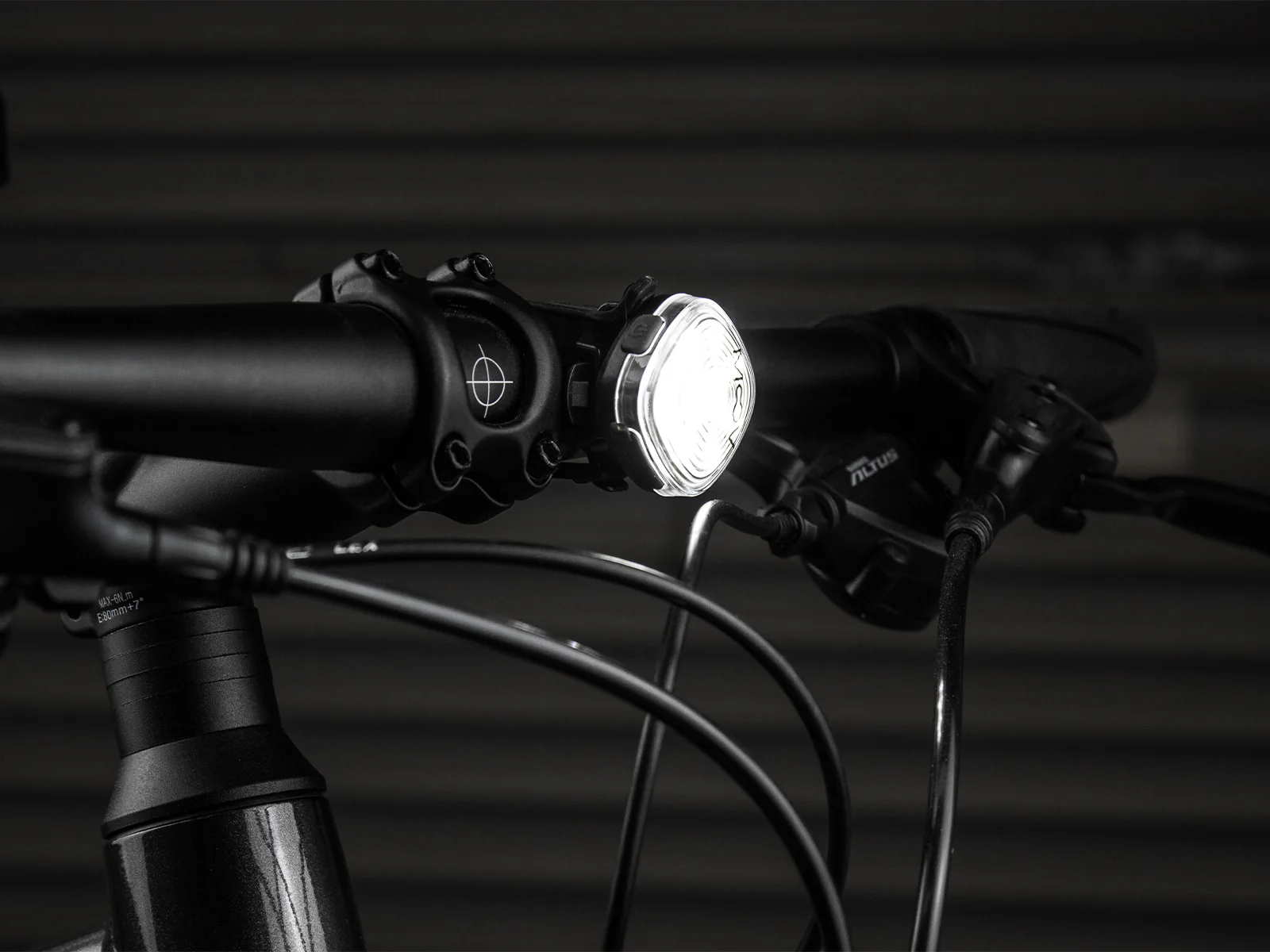 Moov Blaze Front Led Light - Image 2